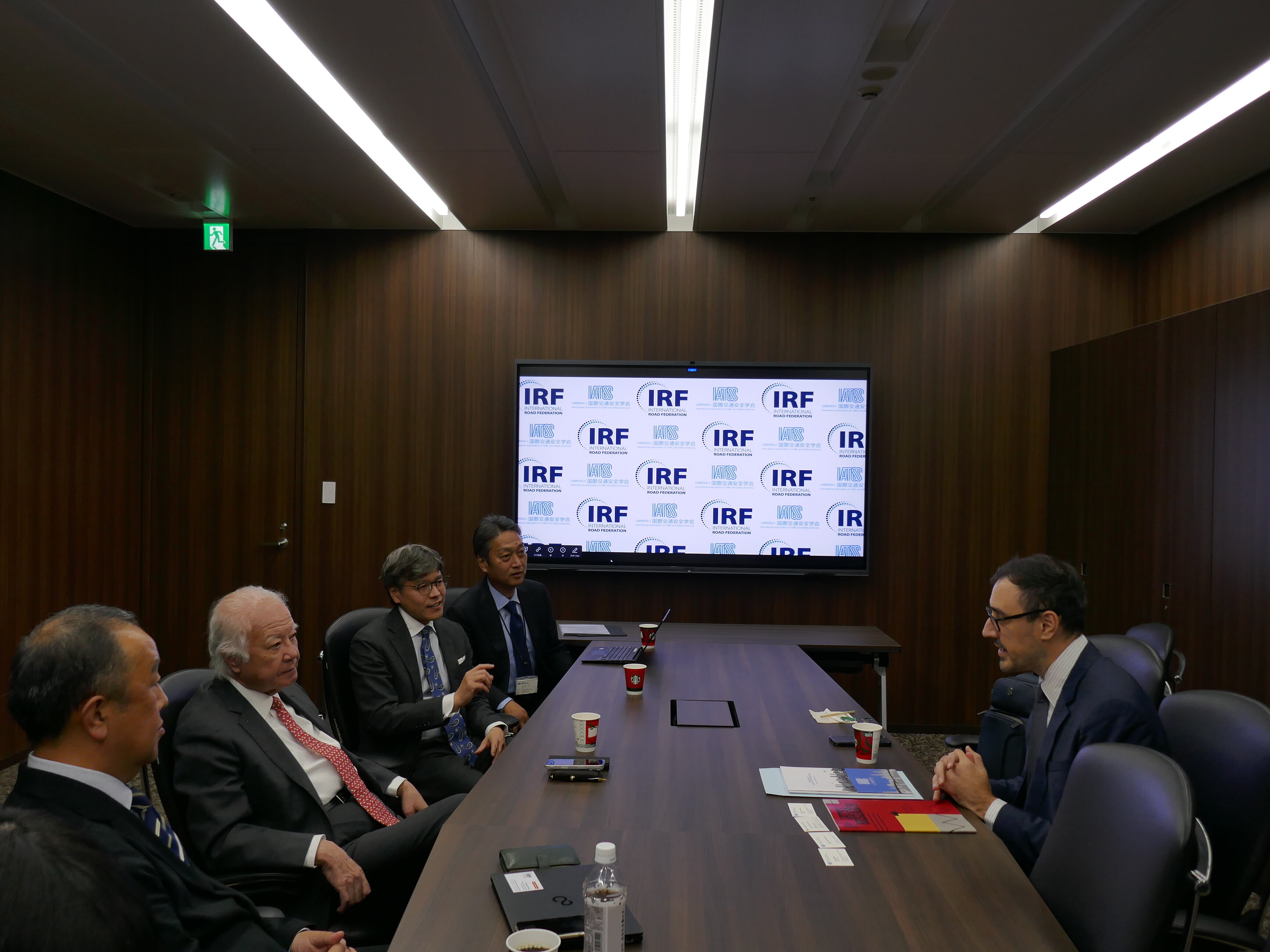 情報・意見交換の様子