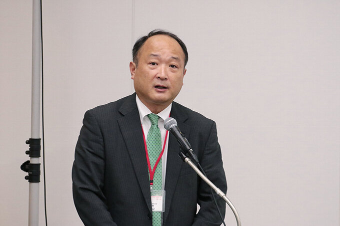 登壇する中村英樹さん